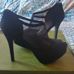 Black suede heel shoes